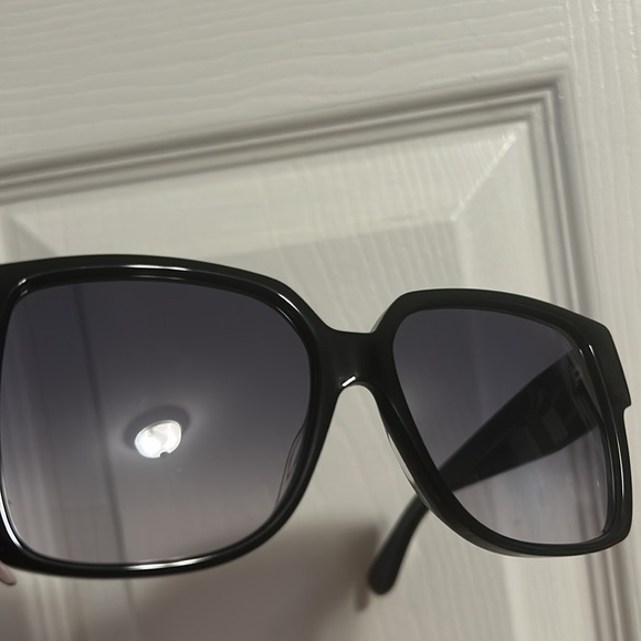 Yves Saint Laurent Sunglasses - Square SL M9 Sunglasses Black - Picture 13 of 15
